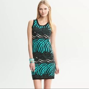 Banana Republic Issa London Zebra Knit Dress